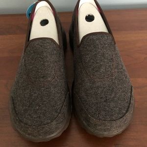 Skechers memory foam loafers-New in Box